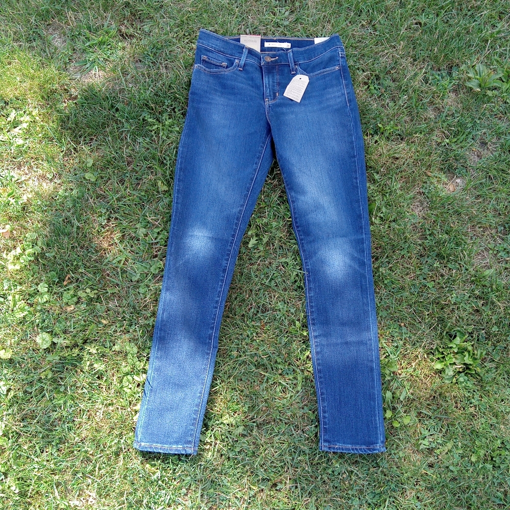 311 shaping skinny Levi's - Picture 1 of 6